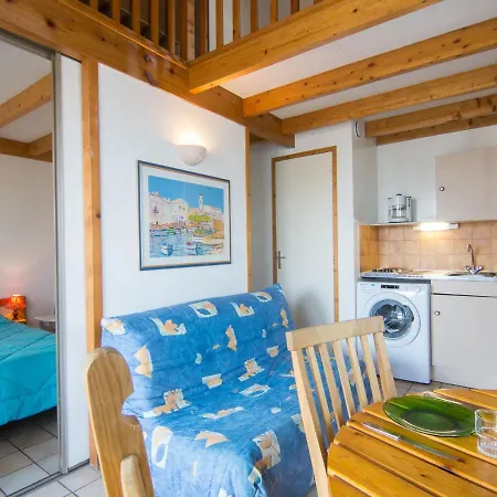 Les Balcons De L'atlantique-10 By Interhome *