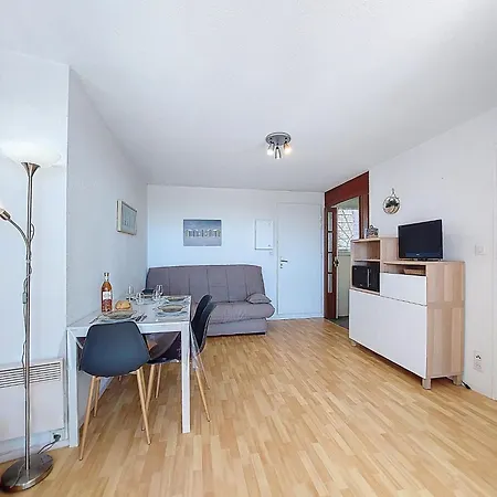 Апартаменты Apartment Les Balcons De L'Atlantique-10 By Interhome *